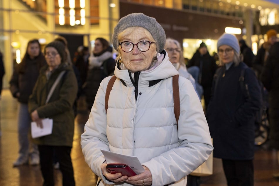 Die Großeltern von Christine Baumann (75) starben beim Bombenangriff.