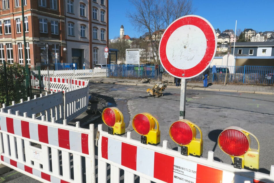 Die Rudolf-Breitscheid-Straße ist bis 1. Juli aufgrund einer Baumaßnahme dicht.