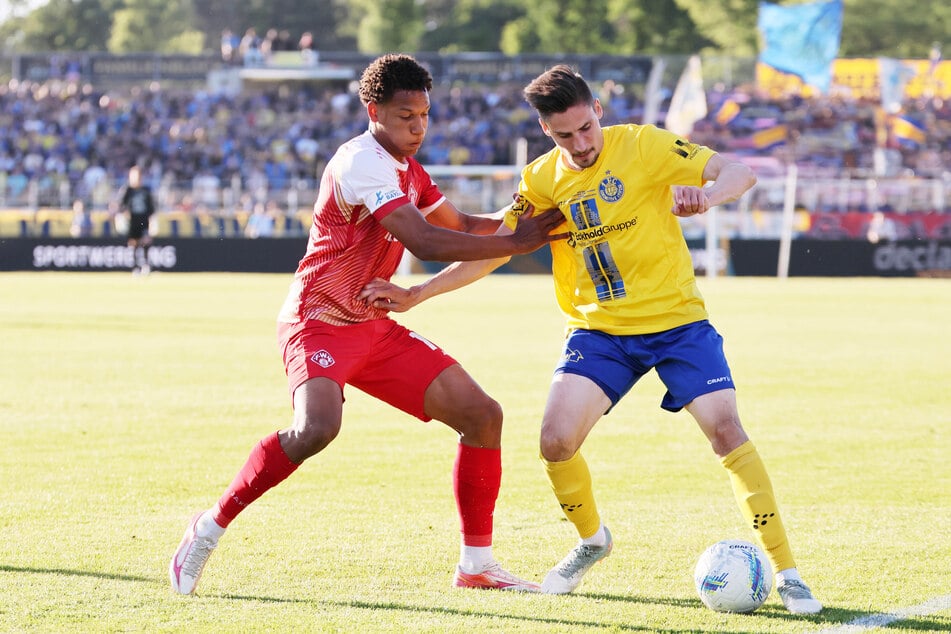 Das Hinspiel daheim gegen die Würzburger Kickers verlor Lok Leipzig mit 0:1. Ein Sieg im Rückspiel ist also Pflicht.