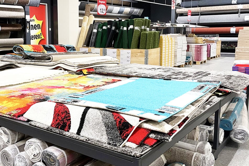 Einrichtungshaus gibt Möbel wegen Schließung kurzzeitig günstig ab