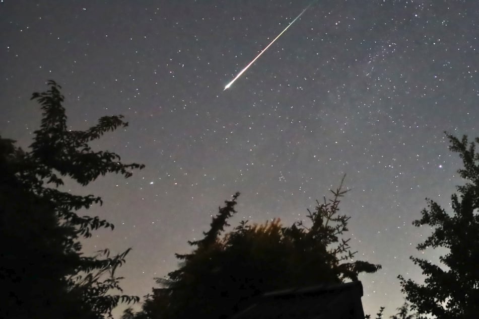Die Sternschnuppen-Schauer erreichen am 12. August ihren Höhepunkt in Deutschland. Die Wetteraussichten sind gut.