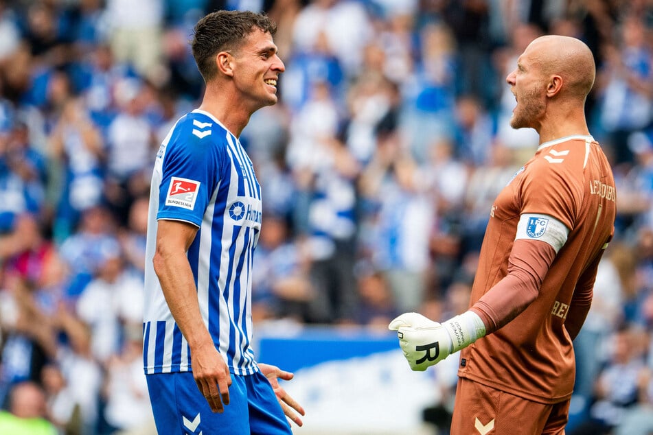 Aktuell dürfen Dominik Reimann (29, r.) und sein 1. FC Magdeburg mit einer breiten Brust auftreten.