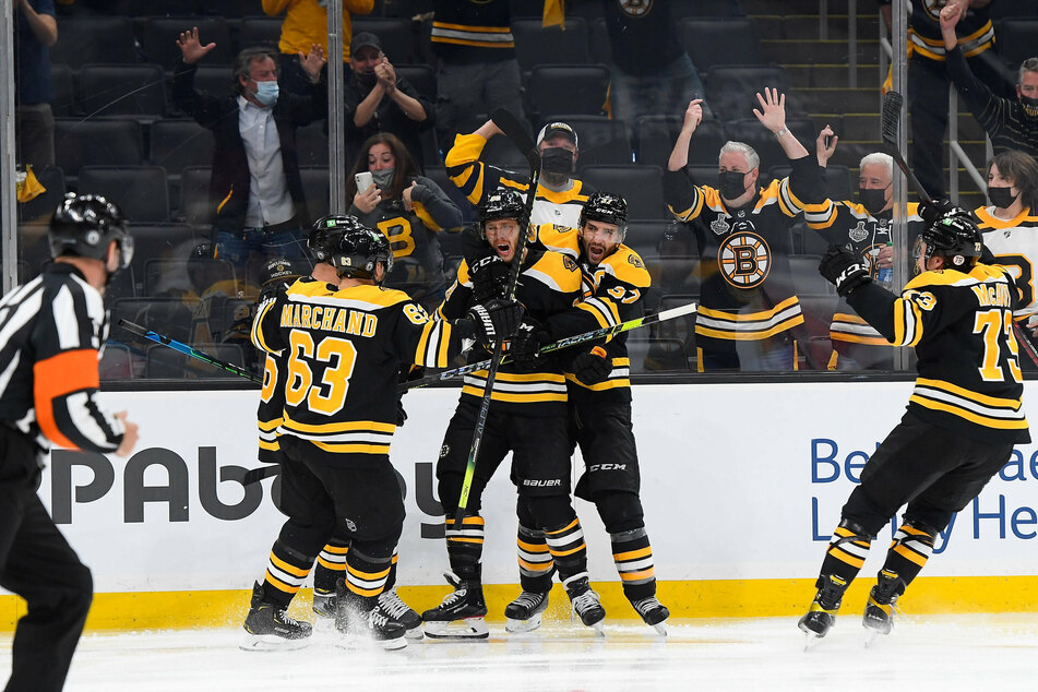 The Bruins blew up for four goals to overpower the Caps 4-1 in game four on Friday