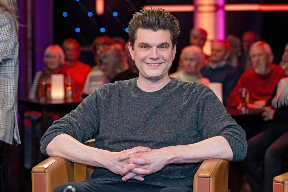 Lutz van der Horst (50) ist Comedian, Comedy-Autor, Moderator und Musiker.