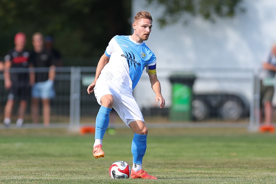 "Die Leipziger haben eine unheimlich hohe Spielgeschwindigkeit", warnt CFC-Spieler Robert Zickert (35).