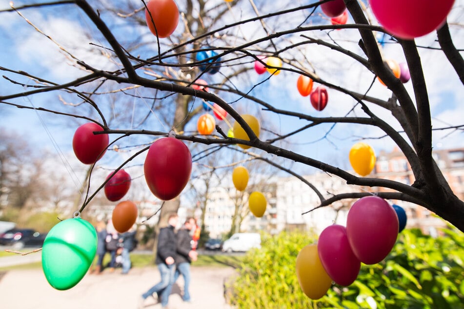 Über das Osterwochenende sind Sprühregen und dichte Wolken für Sachsen-Anhalt gemeldet.