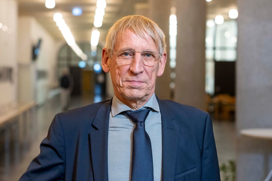 AfD-Fraktions-Chef Steffen Hanisch (65).