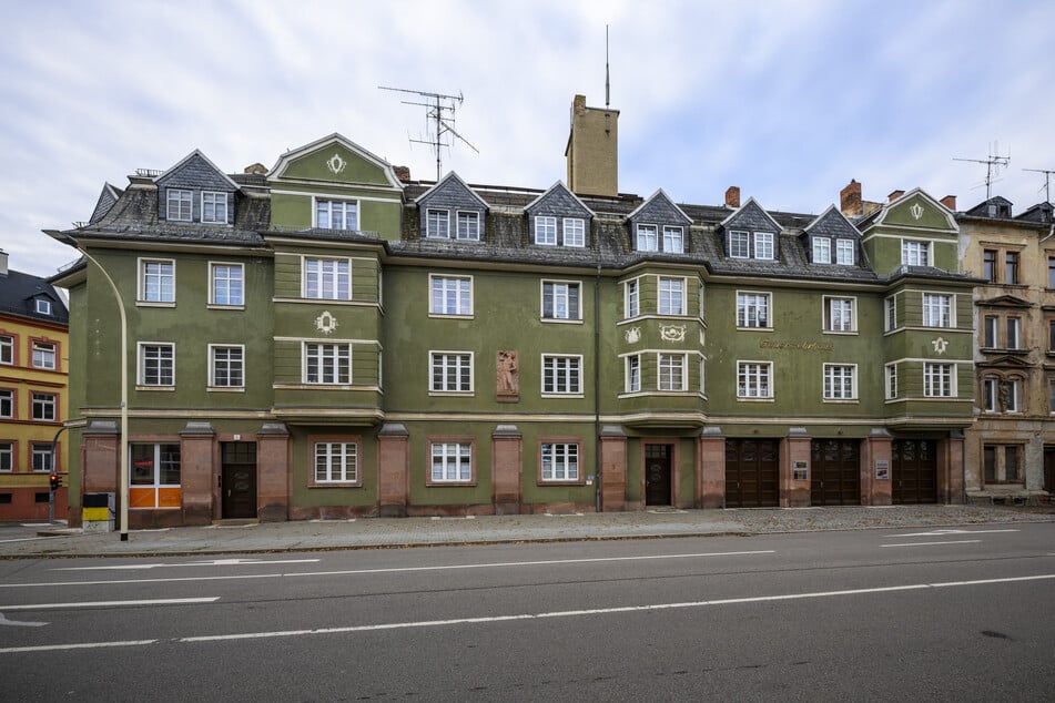 Das Gebäude in der Schlachthofstraße 1 und 3 wurde 1890 als Feuerwache errichtet.