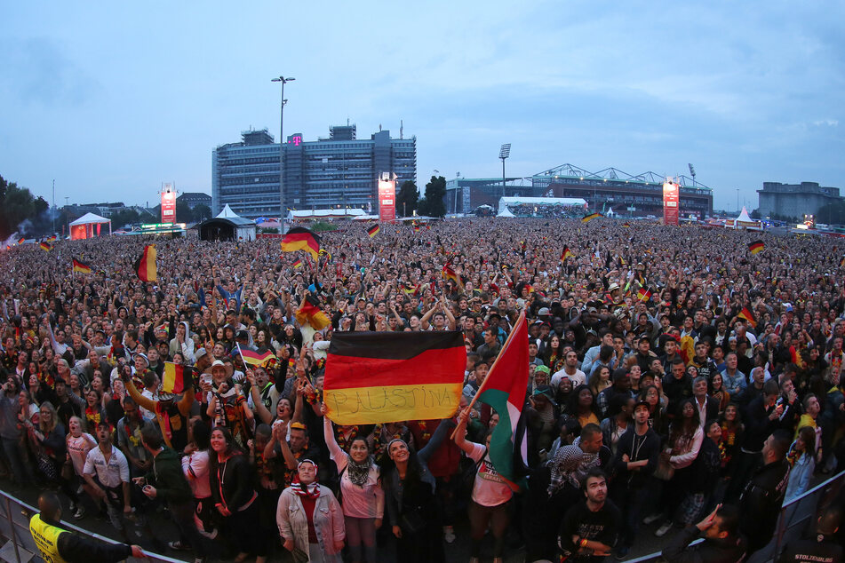 Beim Public Viewing haben bis zu 40.000 Fans Platz. (Archivbild)