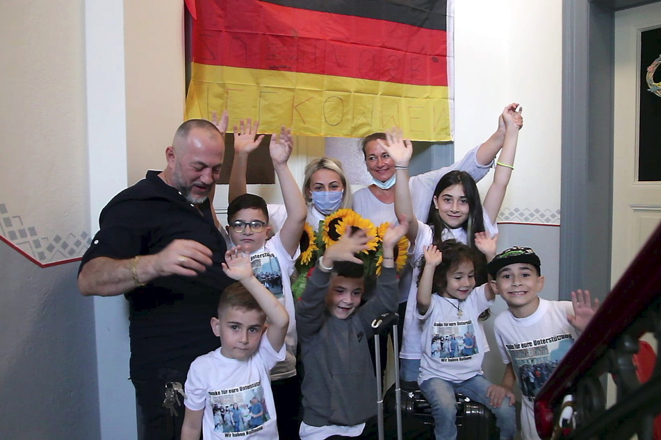 Großes Hallo in Pirna! Fast die komplette Familie Imerlishvili ist wieder zu Hause.
