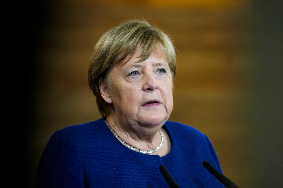 Ex-Kanzlerin Merkel ist auf dem Weg der Besserung, doch im September kommt noch keine Reise für sie infrage.