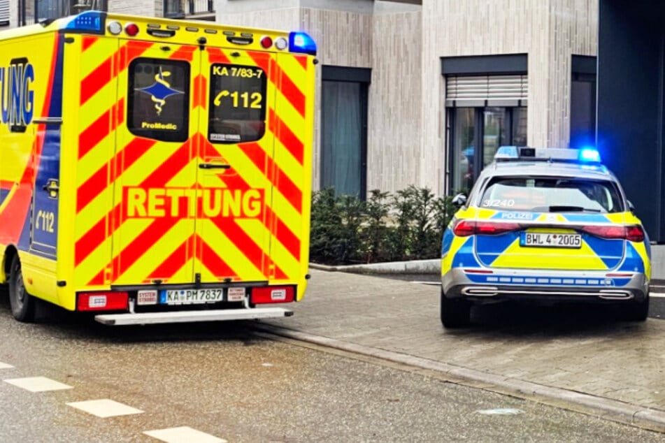 Polizei und Rettungsdienst rückten am Samstag in die Karlsruher Sophienstraße aus: Der Anlass war ein Familienstreit, dabei wurde ein Mann verletzt.