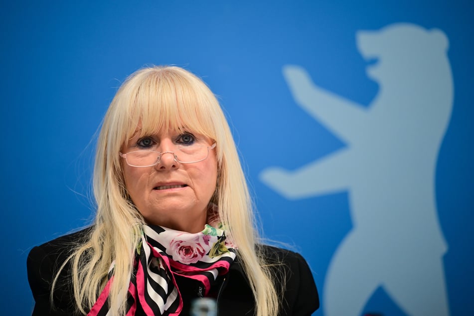 Iris Spranger (63, SPD), Berliner Innensenatorin, drängt auf Aufklärung.