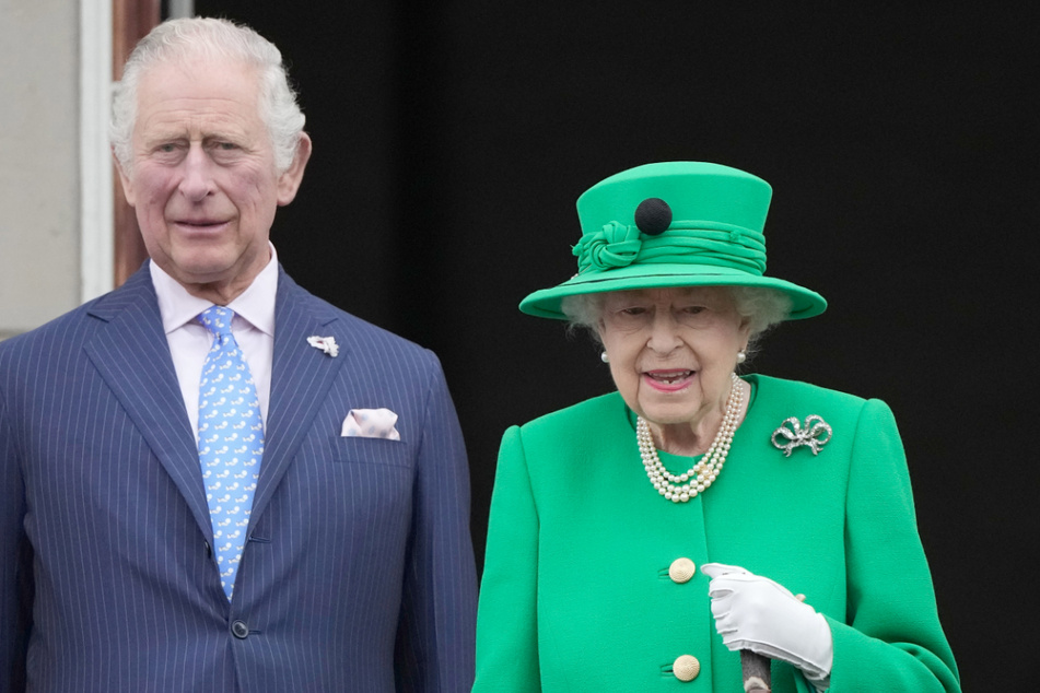 Er ist der neue britische König. Prinz Charles (73) wird der Nachfolger von Queen Elizabeth II.