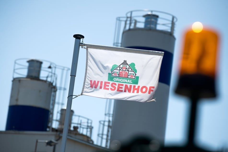 Auch bei Wiesenhof gibt es in Sachsen-Anhalt einen Corona-Fall. (Symbolbild)
