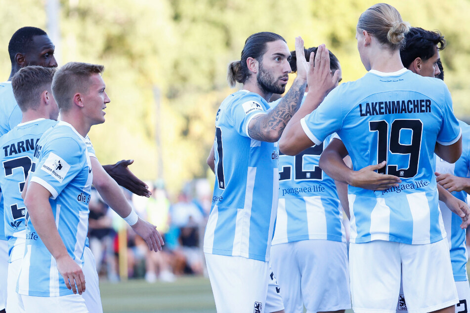 Geht doch! Der TSV 1860 München steht nach einem deutlichen 8:0-Auswärtserfolg gegen die DJK Hain im Viertelfinale des Toto-Pokals.