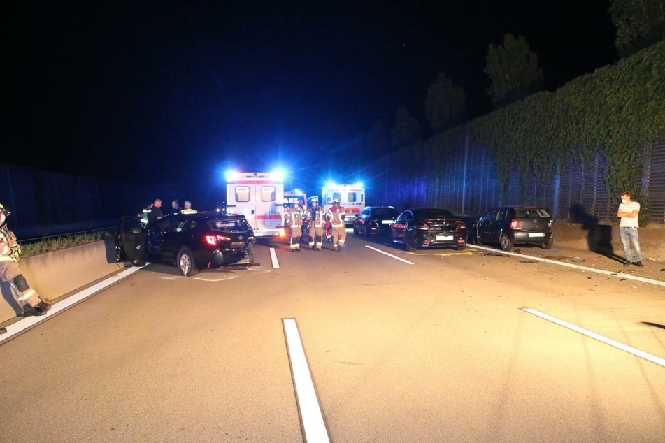 Ein Autofahrer ist auf der A113 in ein Stauende gekracht.