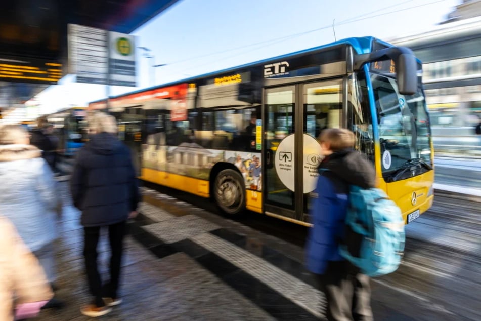 Busfahren wird in Chemnitz ab dem 1. April teurer: Eine Einzelfahrt kostet statt 2,50 Euro dann 2,70 Euro.