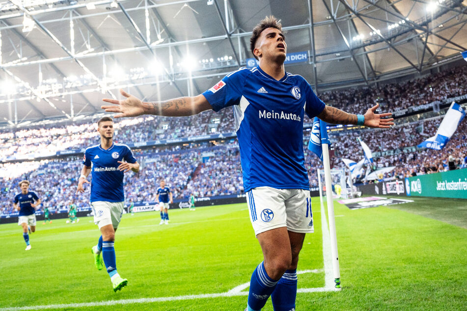 Rodrigo Zalazar (23, v.) traf am 2. Spieltag gegen Borussia Mönchengladbach zum 1:0 für den FC Schalke 04.