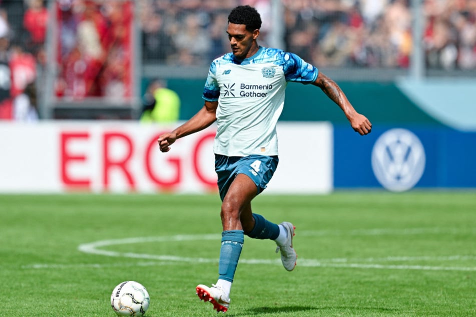 Jarell Quansah (23) hat sich innerhalb seiner ersten Saison zur absoluten Stammkraft entwickelt.