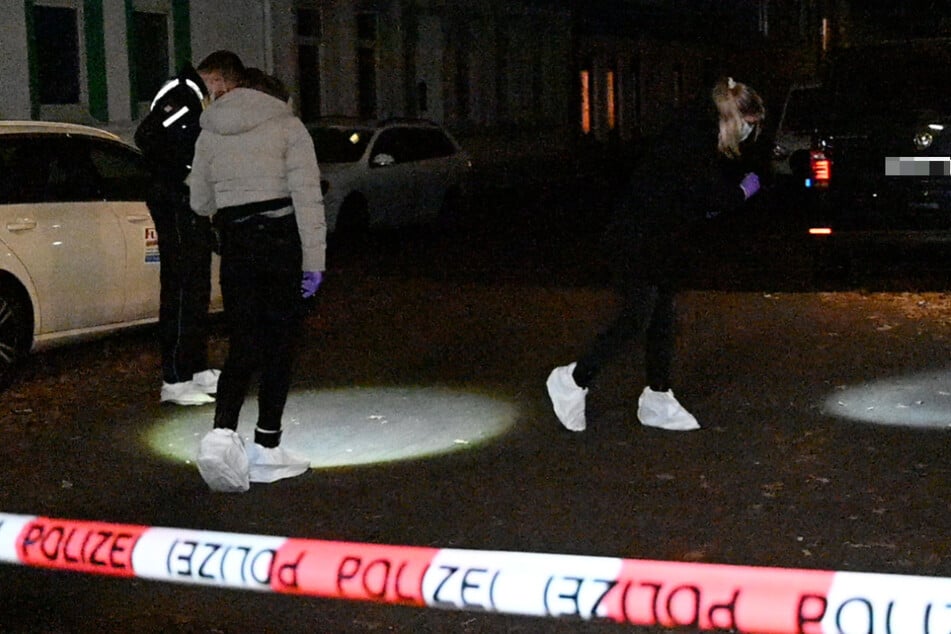 Die Polizei sicherte nach dem Vorfall im Phoenix-Viertel Spuren.