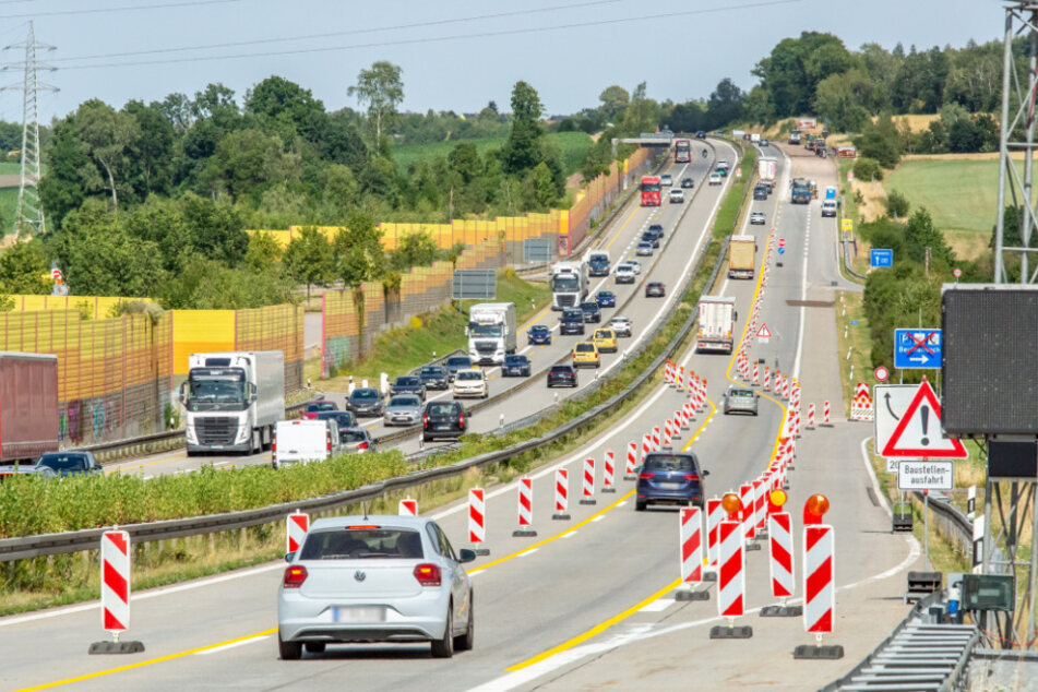 In der Autobahnbaustelle auf der A72 bei Stollberg hielten sich die meisten Autofahrer an die vorgegebene Höchstgeschwindigkeit.