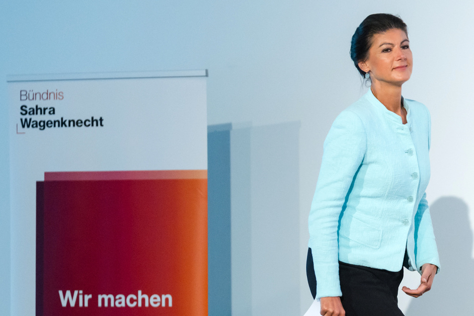 Ossi-Quote, Flüchtlinge, CDU-Watschen: Wagenknecht und Co. präsentieren Programm für Landtagswahl