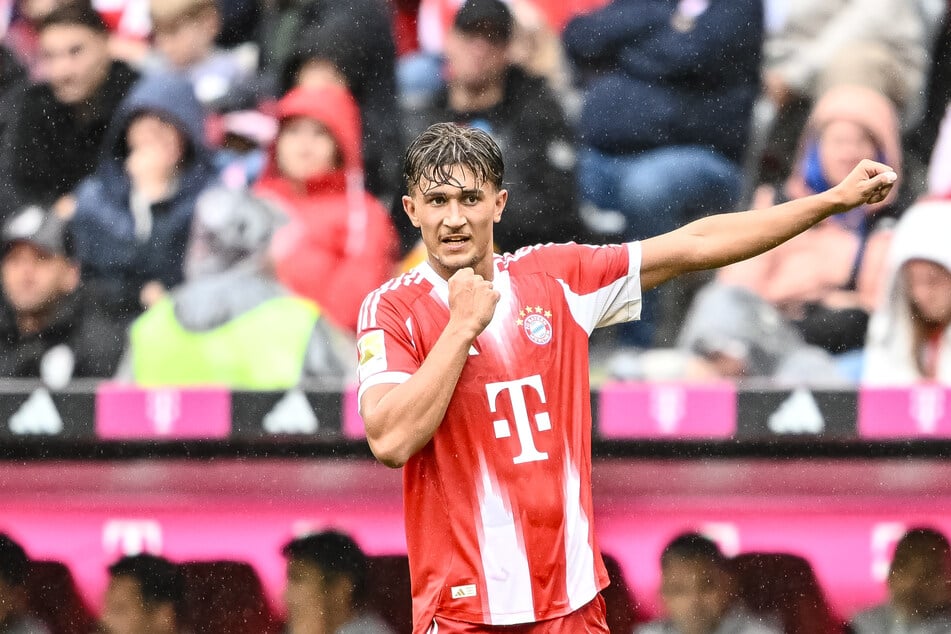 Tom Bischof (20) hat beim FC Bayern einen Vertrag bis 2029 unterschrieben.