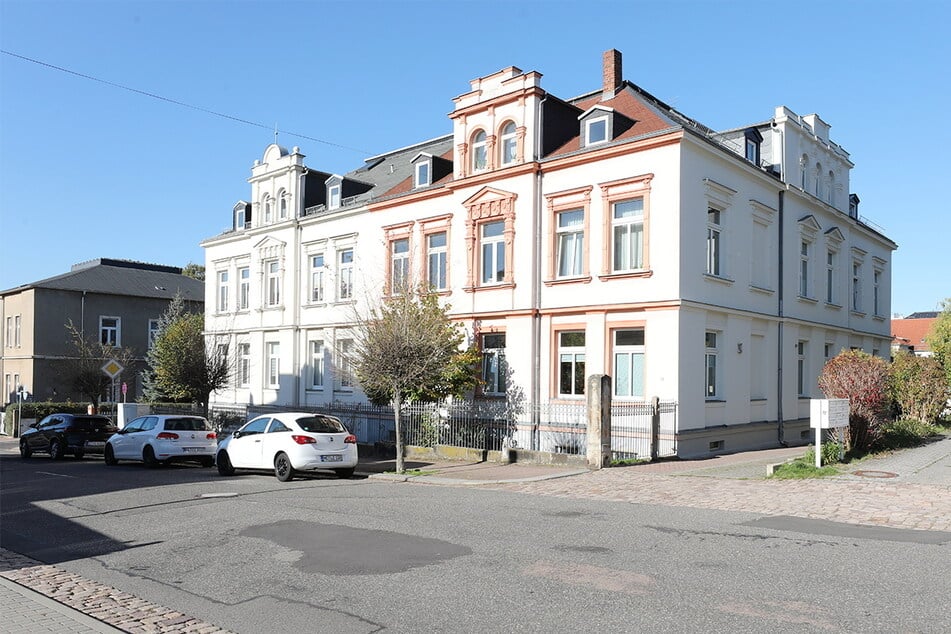 Ein Mehrfamilienhaus in Niederwiesa