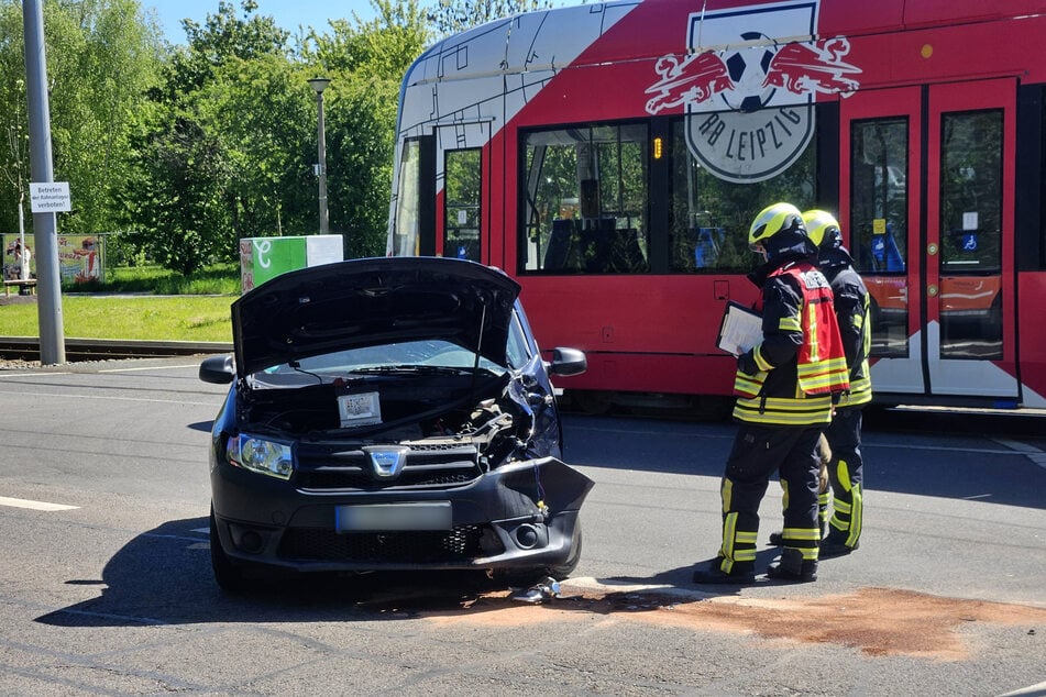 Am Auto entstanden größere Schäden.
