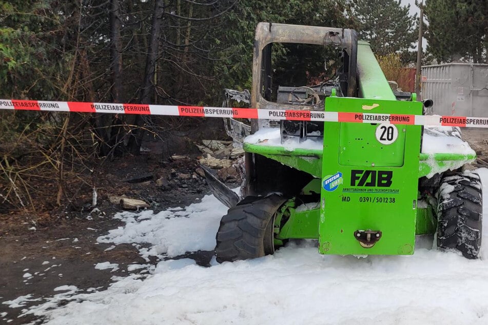 Brandstiftung! Lauter Knall reißt Anwohner aus dem Schlaf