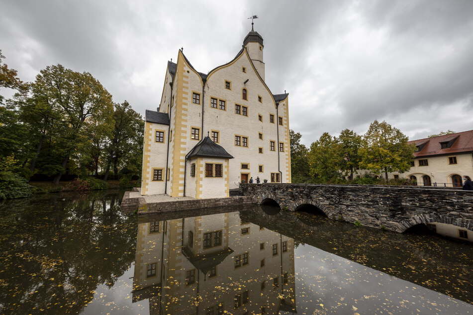 Start und Ziel der Wanderung ist das Wasserschloss Klaffenbach.