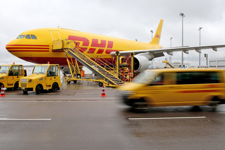 Der DHL-Hub Leipzig ist einer der größten in Europa. Er beschert dem Flughafen Dresden/Halle regelmäßige Einnahmen.