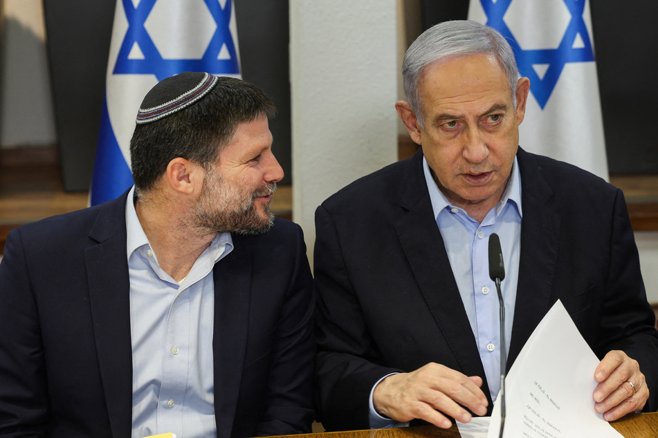 Israeli Finance Minister Bezalel Smotrich (l.) has threatened to take down Benjamin Netanyahu's government if a planned assault on Rafah is called off.