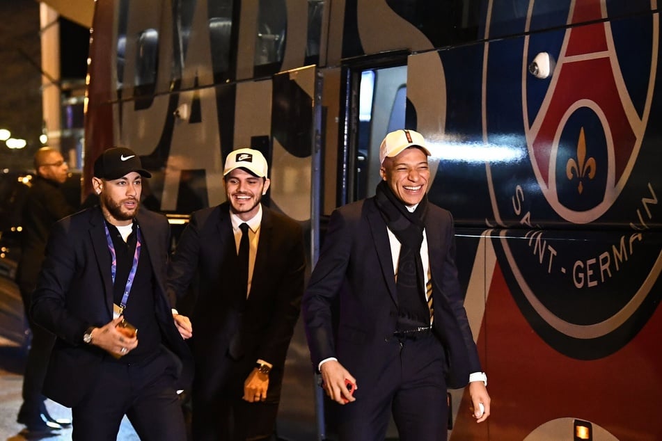 Bei PSG zockte Icardi unter anderem mit Neymar (l.) und Mbappe (r.) zusammen!