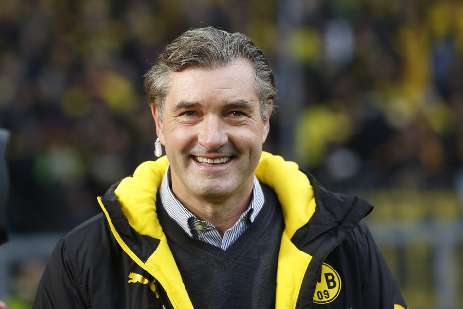 Würde sich über die zusätzlichen Dembélé-Millionen sicherlich freuen: BVB-Manager Michael Zorc (58).