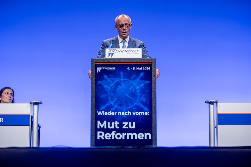 Bundeskanzler Friedrich Merz (70, CDU) auf dem Wirtschaftstag des CDU-Wirtschaftsrates in Berlin.