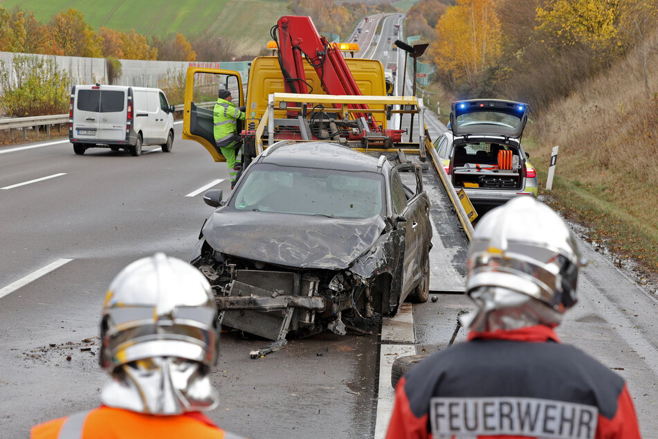 Auf der A4 zwischen Schmölln und Meerane überschlug sich ein Kia-Fahrer (64) mehrfach.