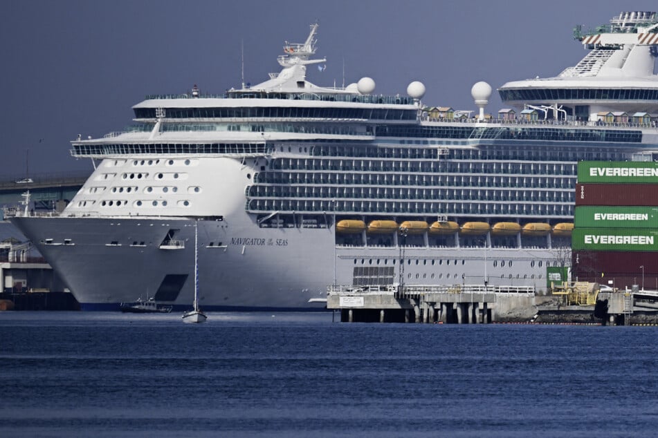 Der Ozeanriese "Navigator of the Seas" ist eines der Flaggschiffe der Kreuzfahrtgesellschaft "Royal Caribbean Cruises Ltd.".