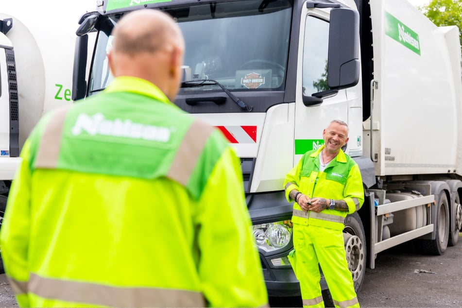 Bei Nehlsen Sachsen kannst Du als Kraftfahrer (m/w/x) eines der hochmodernen Müllfahrzeuge fahren.