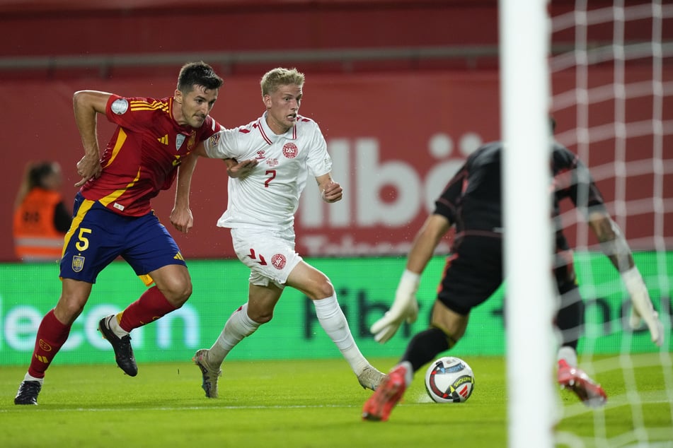 Der HSV soll Interesse an dem dänischen Nationalspieler Albert Grønbaek (24, M.) haben.