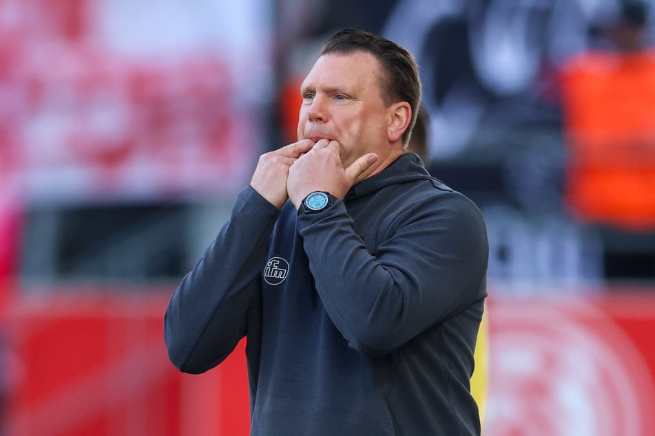 Essens Trainer Uwe Koschinat weiß, dass Angriff die beste Verteidigung ist.