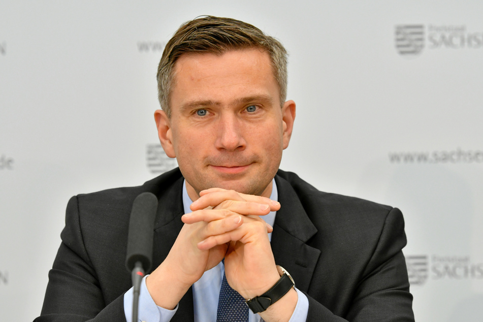 Vize-Ministerpräsident Martin Dulig sieht keinen Sinn darin, Innenminister Wöller als Konsequenz zu entlassen.