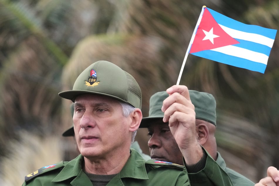 Kubas Präsident Miguel Díaz-Canel (66).