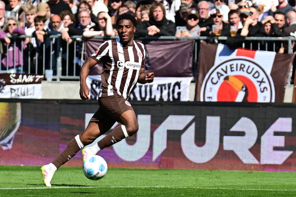 Afolayan (27) steht bei den Kiezkickern unter besonderer Beobachtung.