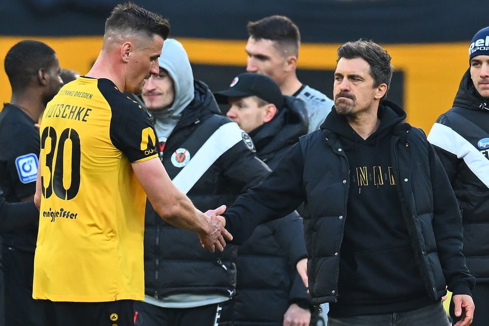 Setzt Dynamo-Trainer Thomas Stamm (42, r.) am Sonntag in Bielefeld auf seine Sturmkante Stefan Kutschke (36) von Beginn an?