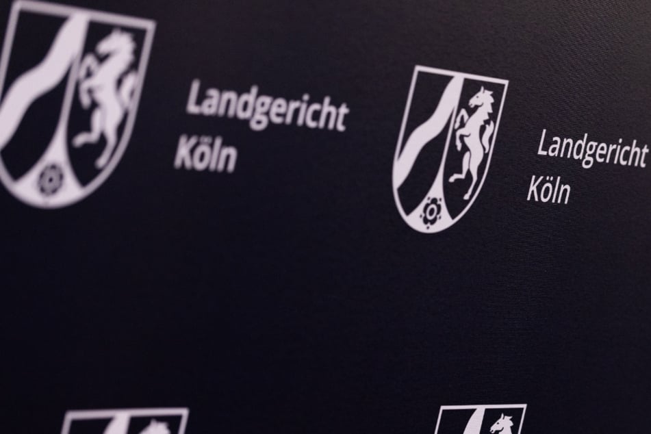 Das Landgericht Köln hat am Donnerstag das finale Urteil gegen sechs teils als Drogenhändler agierende Männer gefällt. (Symbolbild)