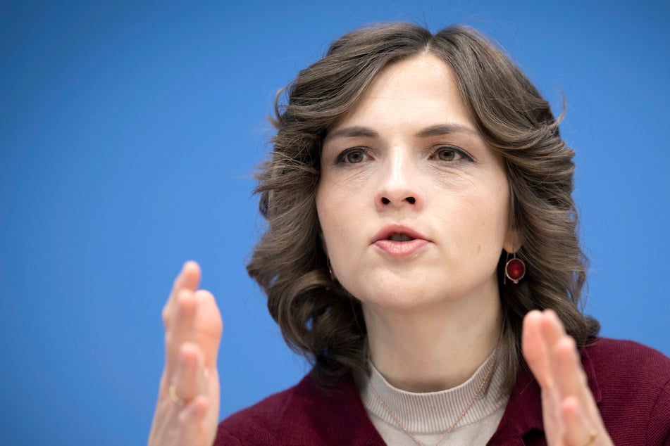 Sachsens Ministerriege trifft in Berlin u. a. auf sie: Elisabeth Kaiser (39, SPD). Sie ist die Ostbeauftragte der Bundesregierung.