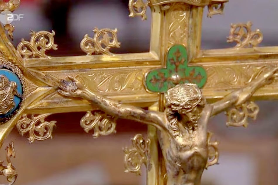 Dieses Kruzifix möchten Anke und Willi Hohmann bei "Bares für Rares" verkaufen.