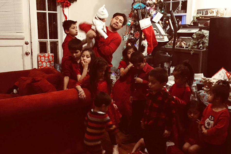 Christmas at the Hernandez family.